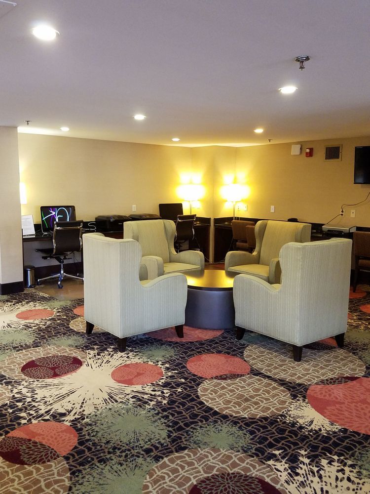 Radisson Hotel Detroit-Farmington Hills Exterior photo